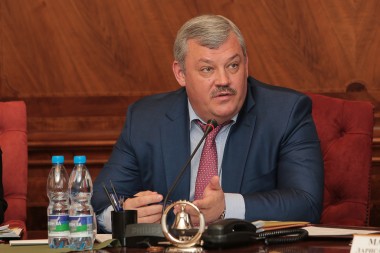 Сергей Гапликов потребовал повысить безопасность пассажирских автоперевозок Сергей Гапликов потребовал повысить безопасность пассажирских автоперевозок