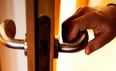 Праздники - в убыток: вуктыльский пенсионер лишился двухсот тысяч Праздники - в убыток: вуктыльский пенсионер лишился двухсот тысяч