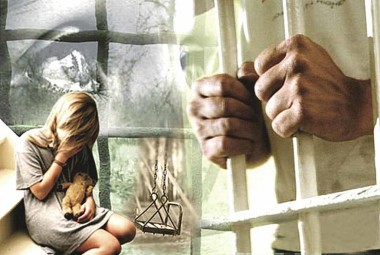 Житель Вуктыла обвиняется в совершении развратных действий в отношении 15-летней девушки Житель Вуктыла обвиняется в совершении развратных действий в отношении 15-летней девушки