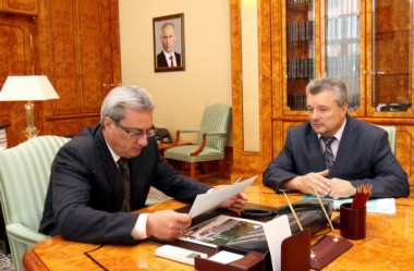 Властям Вуктыльского района необходимо сделать всё, чтобы муниципалитет перестал быть зоной напряжения и скандалов Властям Вуктыльского района необходимо сделать всё, чтобы муниципалитет перестал быть зоной напряжения и скандалов