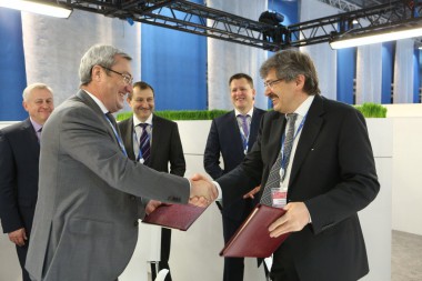 Республика Коми и Газпромбанк заключили соглашение о сотрудничестве Республика Коми и Газпромбанк заключили соглашение о сотрудничестве