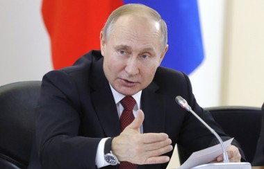 Путин заявил о необходимости нацелиться на прорывные проекты в науке Путин заявил о необходимости нацелиться на прорывные проекты в науке