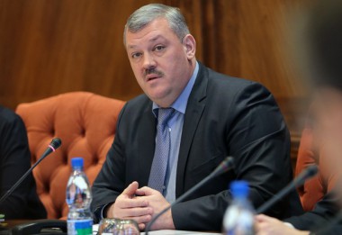 Реализация майских указов Президента России остаётся важнейшей задачей на 2016 год Реализация майских указов Президента России остаётся важнейшей задачей на 2016 год