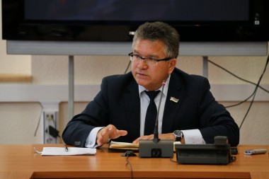 Владимир Тукмаков поручил муниципалитетам взять на тотальный контроль завершение подготовки объектов жизнеобеспечения к зиме Владимир Тукмаков поручил муниципалитетам взять на тотальный контроль завершение подготовки объектов жизнеобеспечения к зиме
