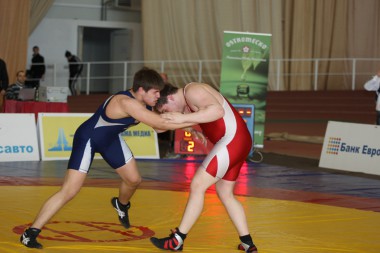 На развитие спортивных школ На развитие спортивных школ