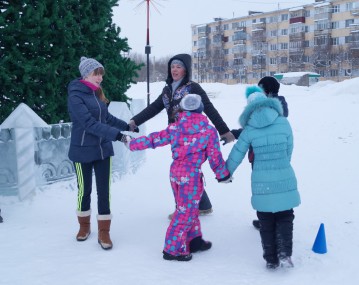 Снег кружится, летает, летает... Снег кружится, летает, летает...