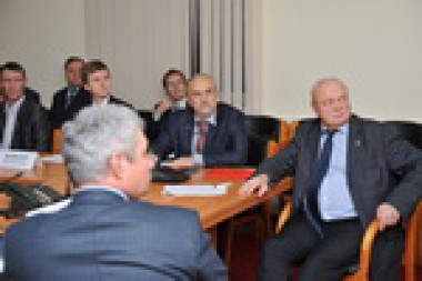 Сергей Гапликов привёл компанию Газпром, как пример взаимовыгодных партнёрских отношений между Правительством Республики Коми и крупными промышленными компаниями Сергей Гапликов привёл компанию Газпром, как пример взаимовыгодных партнёрских отношений между Правительством Республики Коми и крупными промышленными компаниями