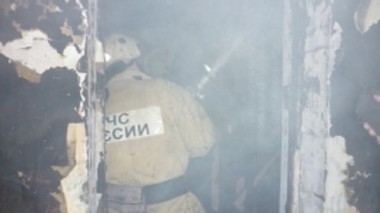В Вуктыле на пожаре спасли четверых человек В Вуктыле на пожаре спасли четверых человек