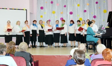 Главное, ребята, сердцем не стареть! Главное, ребята, сердцем не стареть!