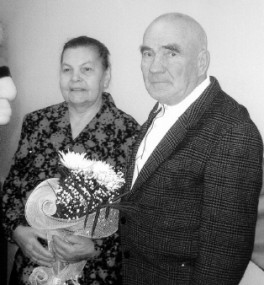 Работали, не покладая рук Работали, не покладая рук