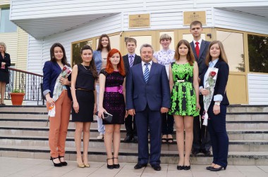 Куда уходит детство? В другие города… Куда уходит детство? В другие города…