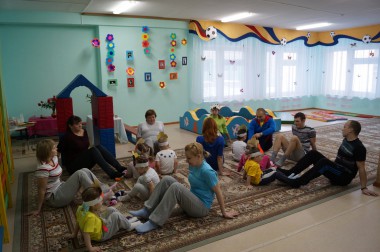 На цветочной поляне зимним утром На цветочной поляне зимним утром