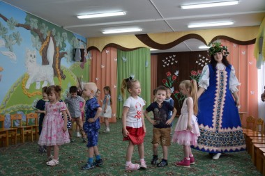 Сказка зовёт весну Сказка зовёт весну