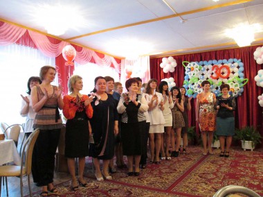 В атмосфере творчества и любви к детям В атмосфере творчества и любви к детям