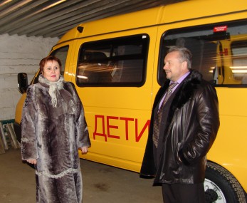 В Дутовской школе – новый автобус В Дутовской школе – новый автобус