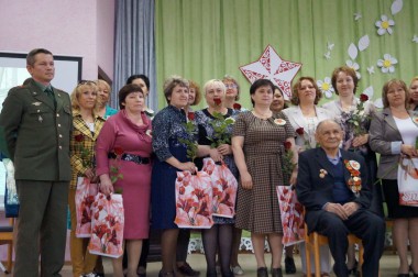 Материнская любовь к солдатам Материнская любовь к солдатам