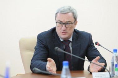 Поиск золотой середины станет общей задачей депутатов и Правительства Коми Поиск золотой середины станет общей задачей депутатов и Правительства Коми