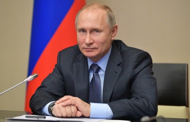 Путин учредил знак отличия "За наставничество" Путин учредил знак отличия "За наставничество"