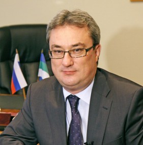 Вячеслав Гайзер стал лидером губернаторского рейтинга политической выживаемости Вячеслав Гайзер стал лидером губернаторского рейтинга политической выживаемости