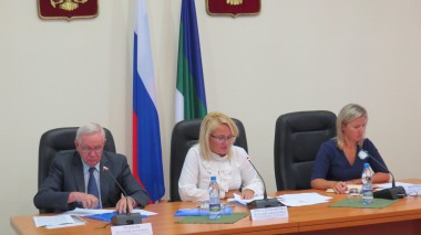 Н.Михальченкова: Масштабные задачи, стоящие перед отраслью образования, динамично решаются